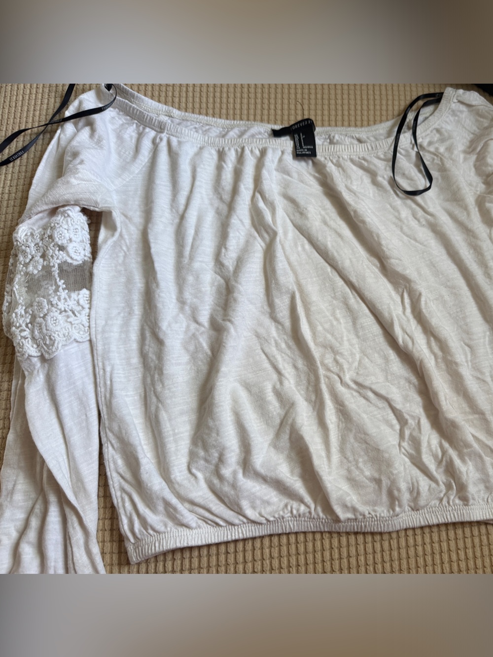 Forever 21 White Lace Sleeve Lightweight Top